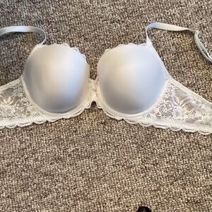 Victoria's Secret White Lace Bra
